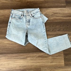 Old Navy extra high rise sky-hi straight jeans